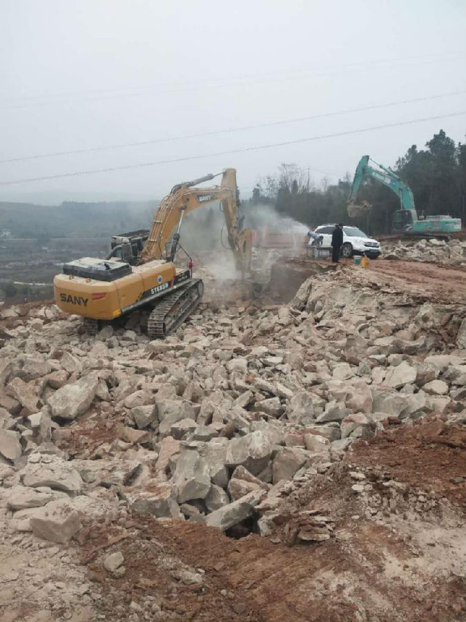 元旦不停工520.jpg 6cc97d1722e5b6ffed3a7801588009c9.jpg